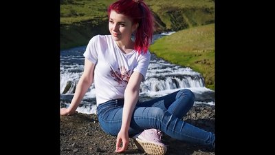 टाइट्स मा अश्लील